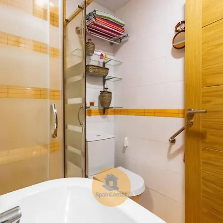 Apartamento Con Amplia Terraza En Apartamento