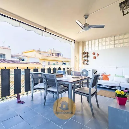 Apartamento Con Amplia Terraza En *