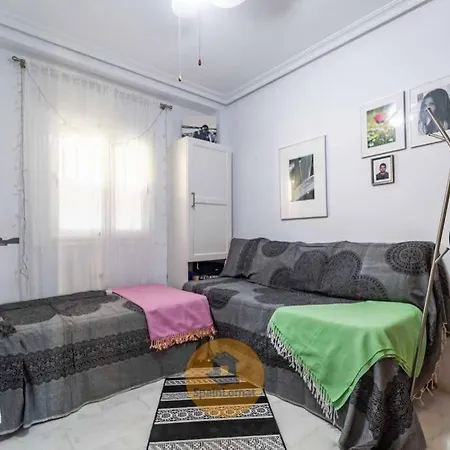 Apartamento Con Amplia Terraza En Apartamento *