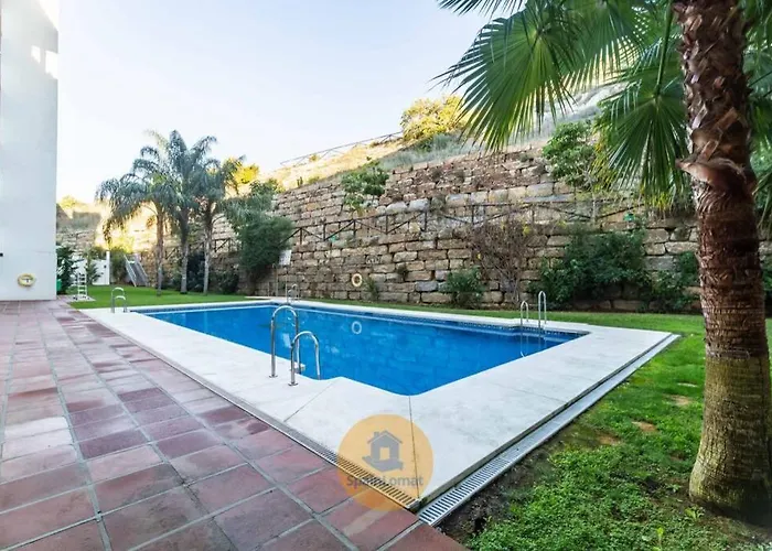 Apartamento Con Amplia Terraza En 아파트 푸엔히롤라