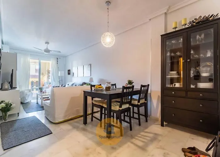 Apartamento Con Amplia Terraza En 아파트 푸엔히롤라